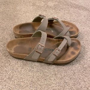 Birkenstock Mayari in Stone Birkibuc